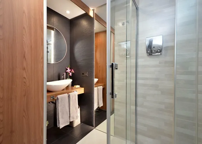 De Lujo-centro Kilometro 0-parking