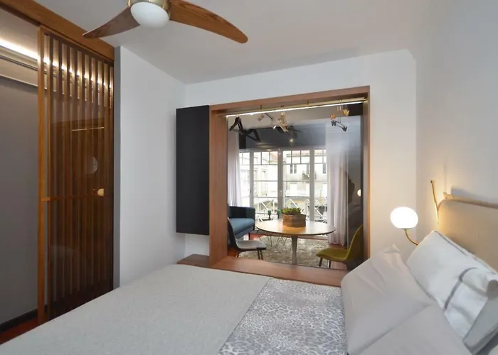 De Lujo-centro Kilometro 0-parking